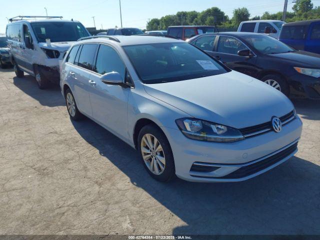  Salvage Volkswagen Golf