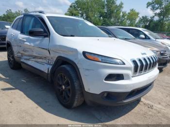  Salvage Jeep Cherokee