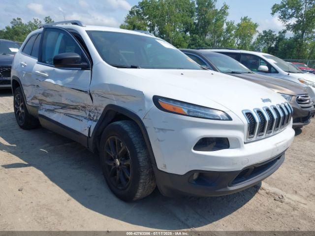  Salvage Jeep Cherokee