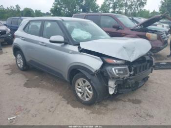  Salvage Hyundai VENUE