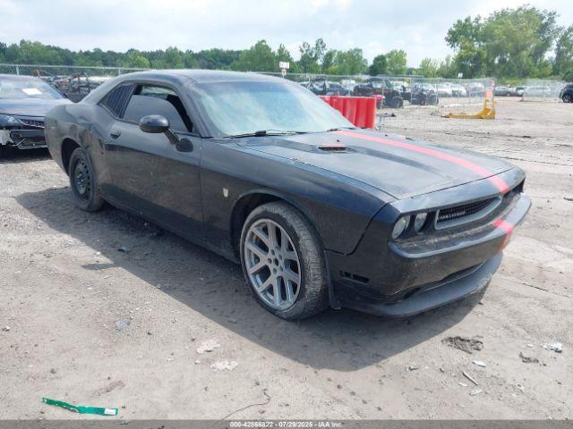  Salvage Dodge Challenger