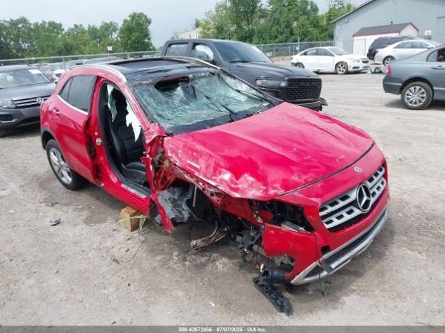  Salvage Mercedes-Benz GLA