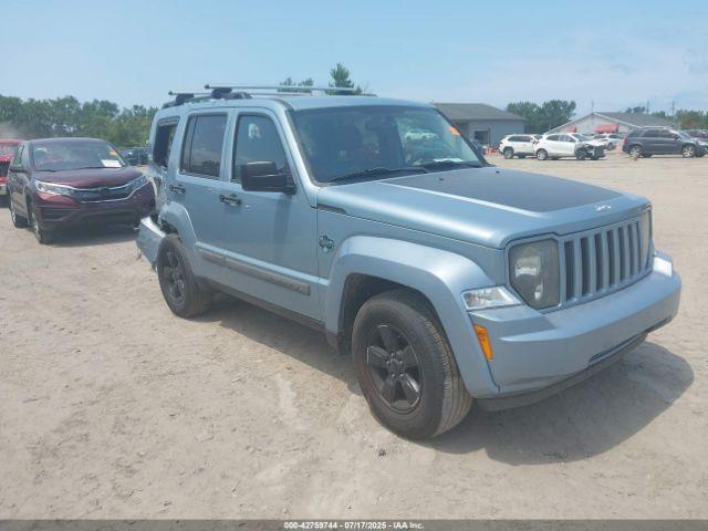  Salvage Jeep Liberty