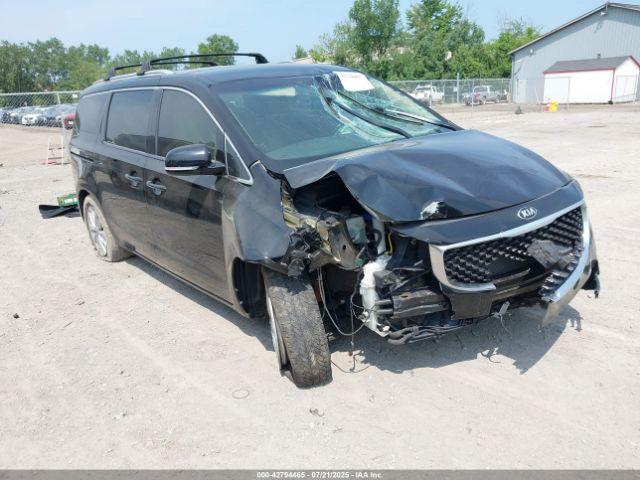  Salvage Kia Sedona