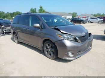  Salvage Toyota Sienna