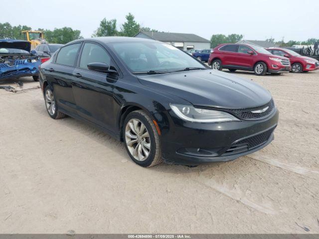  Salvage Chrysler 200