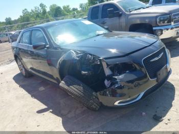  Salvage Chrysler 300