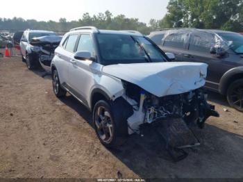  Salvage Hyundai VENUE
