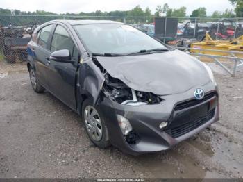  Salvage Toyota Prius c