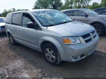  Salvage Dodge Grand Caravan