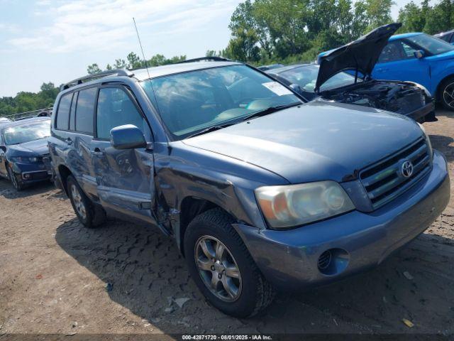  Salvage Toyota Highlander