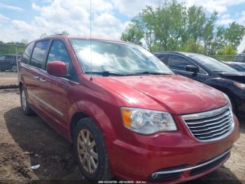  Salvage Chrysler Town & Country