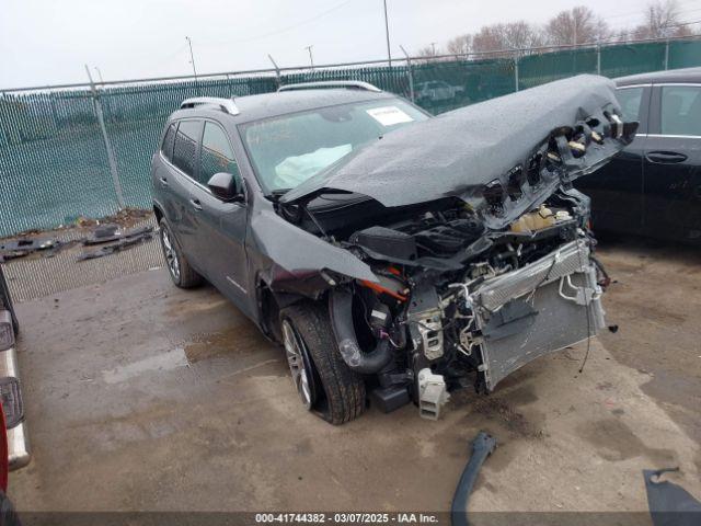  Salvage Jeep Cherokee