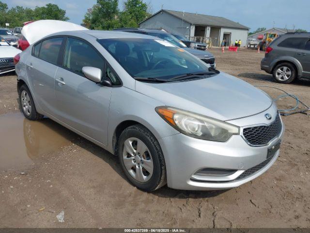  Salvage Kia Forte