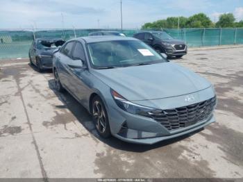  Salvage Hyundai ELANTRA