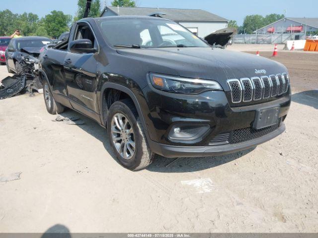  Salvage Jeep Cherokee