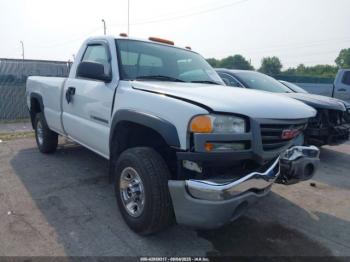  Salvage GMC Sierra 2500