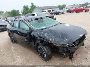  Salvage Kia K4