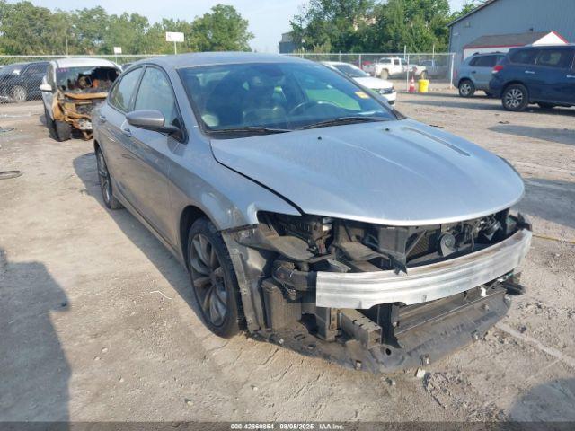  Salvage Chrysler 200