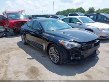  Salvage Kia Stinger