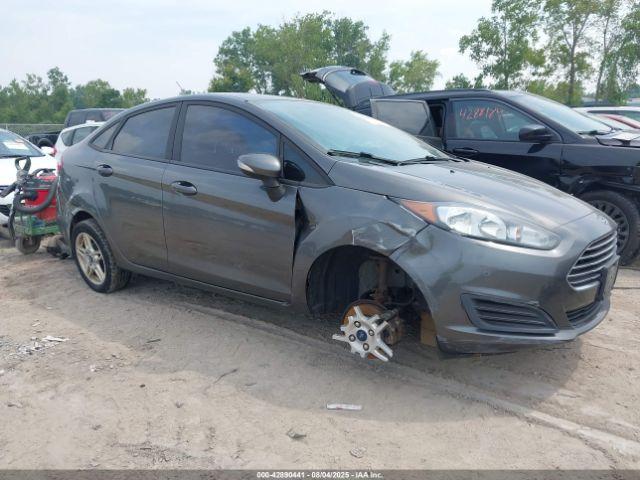  Salvage Ford Fiesta