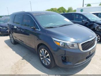  Salvage Kia Sedona