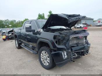 Salvage General Motors Sierra 2500HD