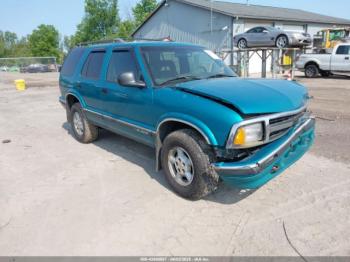  Salvage Chevrolet Blazer