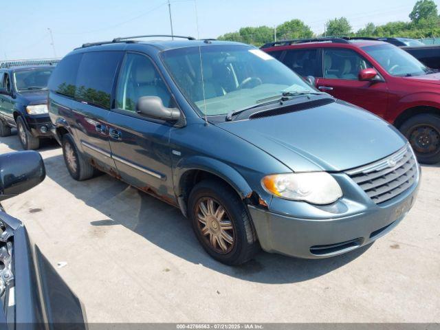  Salvage Chrysler Town & Country