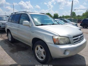  Salvage Toyota Highlander