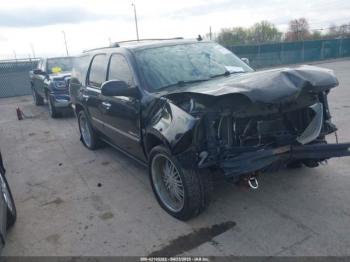  Salvage GMC Yukon