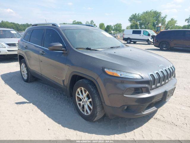  Salvage Jeep Cherokee