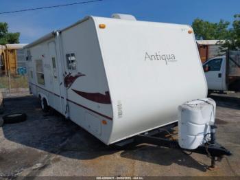  Salvage Starcraft Camper