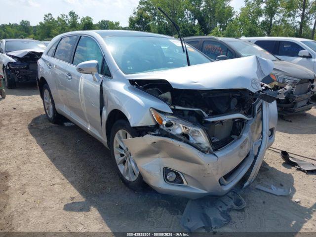 Salvage Toyota Venza