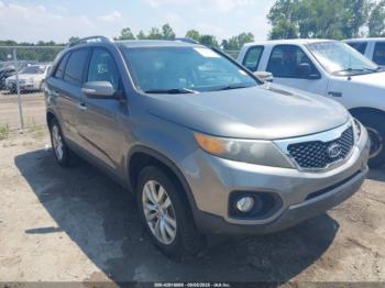  Salvage Kia Sorento