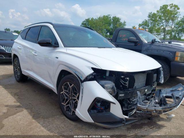  Salvage Hyundai TUCSON