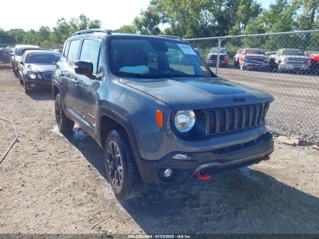  Salvage Jeep Renegade