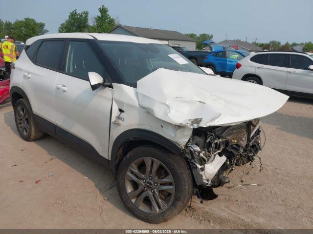  Salvage Kia Seltos