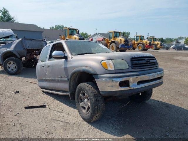  Salvage Toyota Tundra