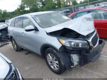  Salvage Kia Sorento