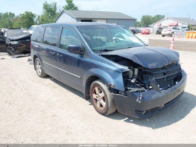  Salvage Dodge Grand Caravan