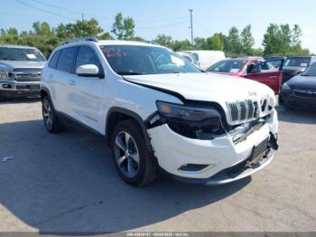  Salvage Jeep Cherokee