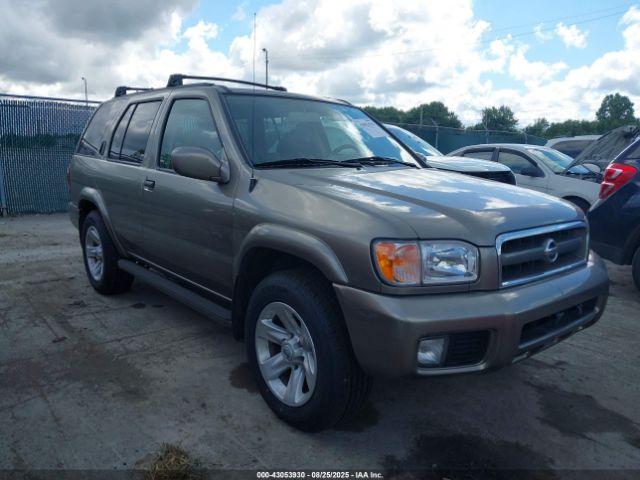  Salvage Nissan Pathfinder