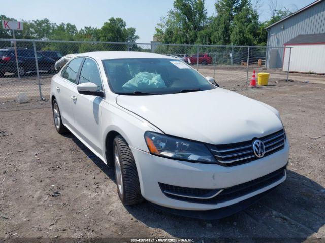  Salvage Volkswagen Passat