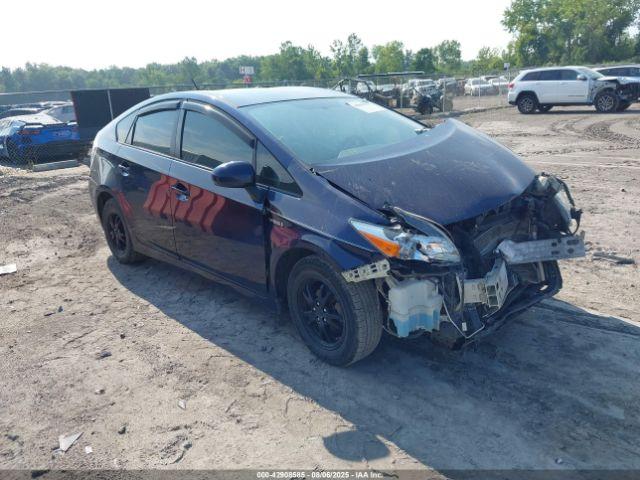 Salvage Toyota Prius