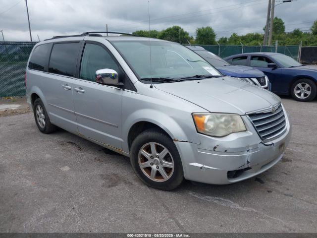  Salvage Chrysler Town & Country