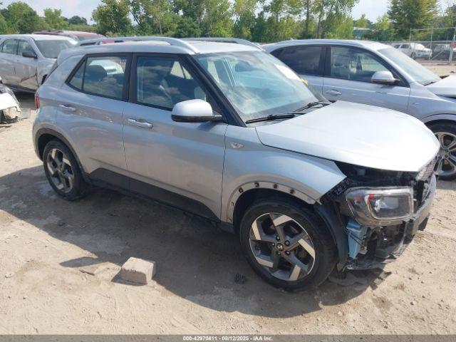  Salvage Hyundai VENUE