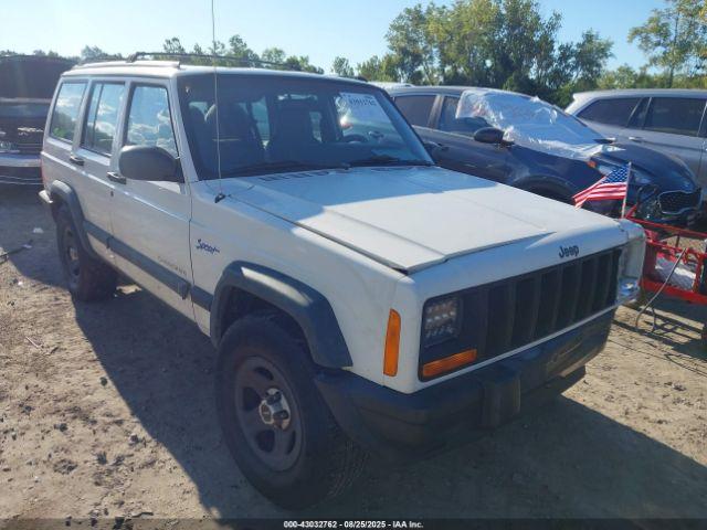  Salvage Jeep Cherokee