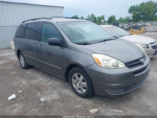  Salvage Toyota Sienna