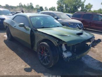  Salvage Dodge Challenger
